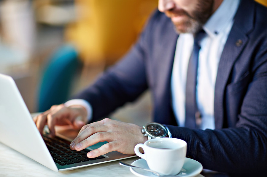 深圳律師咨詢網(wǎng)解讀：6歲女童被潑開水燙傷事件的法律分析與權(quán)益保護