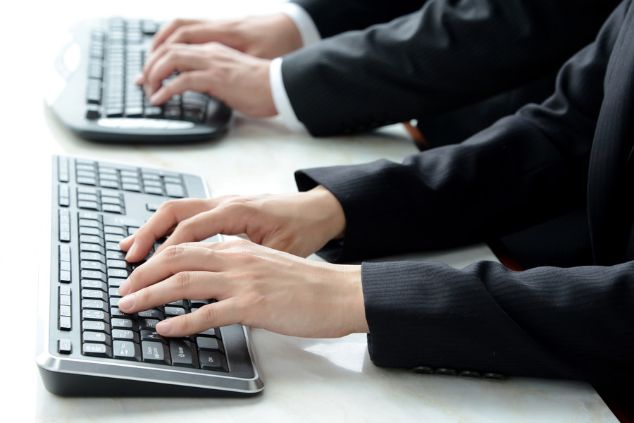 深圳法律咨詢網(wǎng)解析：女方起訴離婚，男方不同意怎么辦？