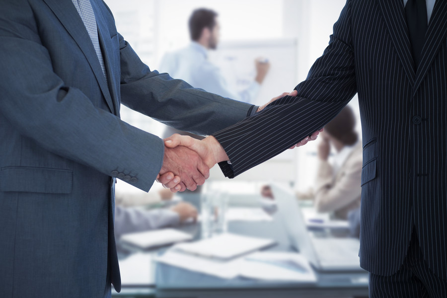 深圳婚姻律師解析婚外情離婚賠償問題:如何維護(hù)您的合法權(quán)益