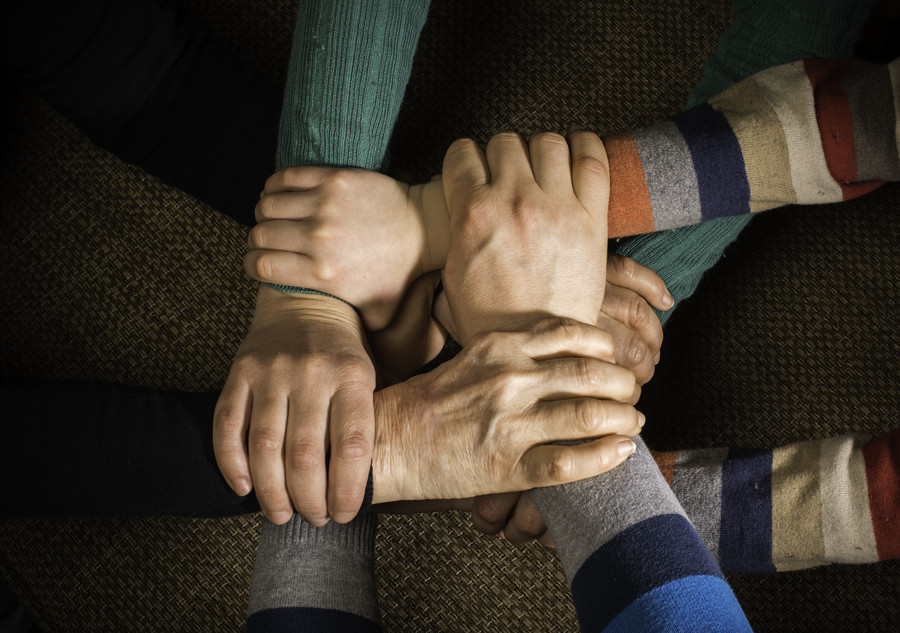 深圳離婚財產(chǎn)律師視角：獎金在離婚時應如何劃分？