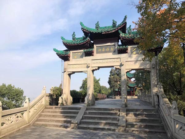 有遺囑卻不能繼承房產(chǎn)，深圳律師咨詢網(wǎng)教你如何處理