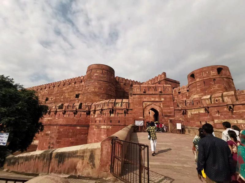 在香港買的保險(xiǎn)，受益人如何繼承？坪山區(qū)律師：沒有想象中那么復(fù)雜