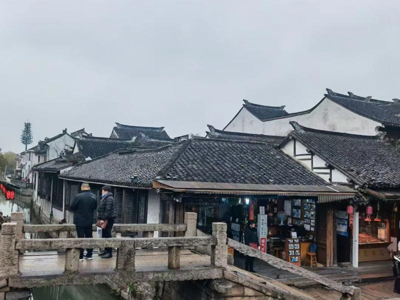 深圳律師事務(wù)所為您解答村主任挪用公款是否屬于職務(wù)侵占