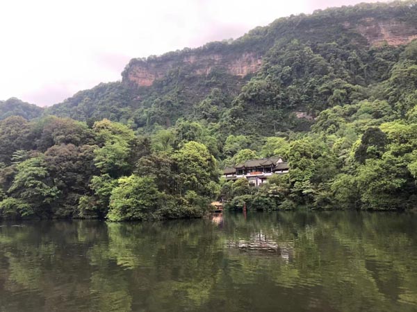 如何在繼承過程中進(jìn)行文化遺產(chǎn)分割？深圳財(cái)產(chǎn)繼承律師為您解答